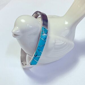 Turquoise Solid Sterling Silver Hinged Locking Bracelet
